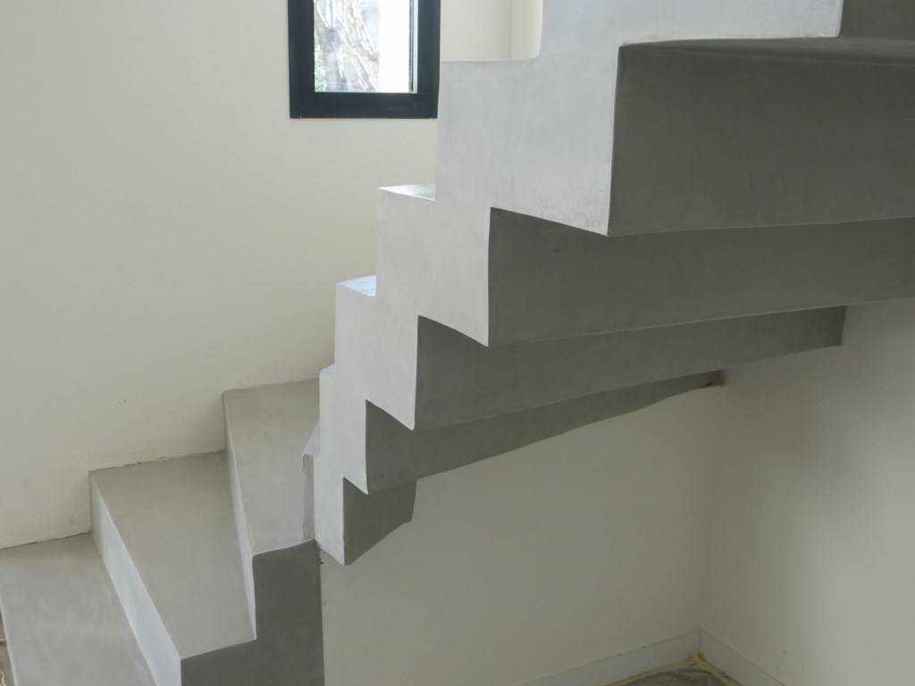 Création d'escalier en béton dans la Corrèze